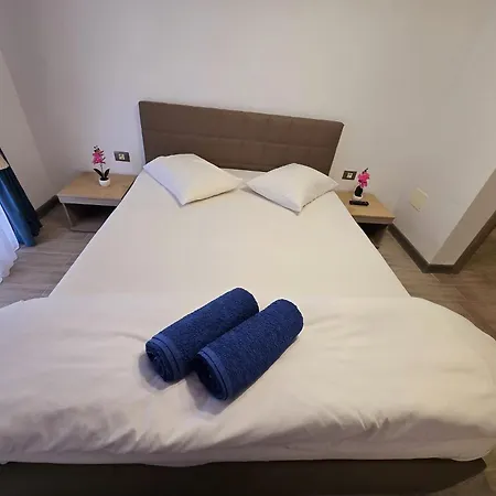 Sea View Gorgeous - Azizi 5 M Deplaja Apartment Navodari