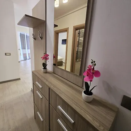 Sea View Gorgeous - Azizi 5 M Deplaja Apartament
