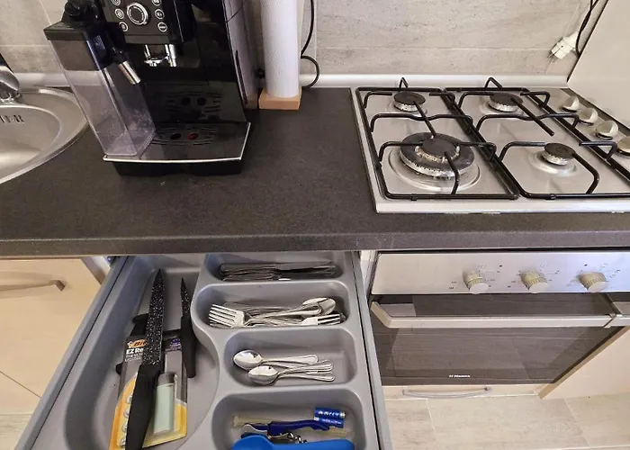 Sea View Gorgeous - Azizi 5 M Deplaja Navodari