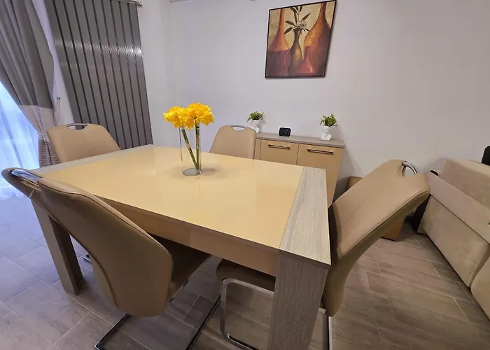 Apartment Sea View Gorgeous - Azizi 5 M Deplaja