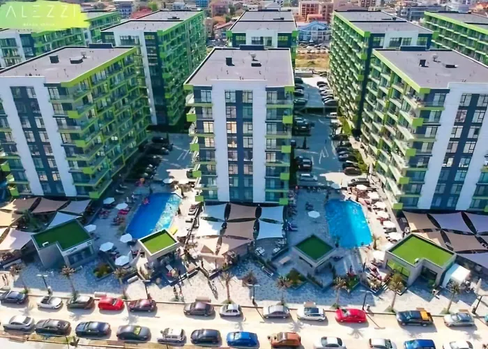 Sea View Gorgeous - Azizi 5 M Deplaja Apartment Navodari