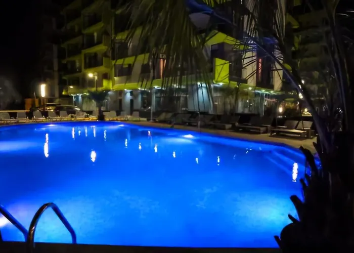 Sea View Gorgeous - Azizi 5 M Deplaja Apartment Navodari